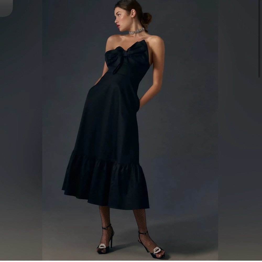 Hutch Black Strapless Dress with Elegant Design